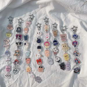 8pcs/set txt/riize/ blackpink/straykids/aespa/gidle/zb1 cartoon keychain free shipping