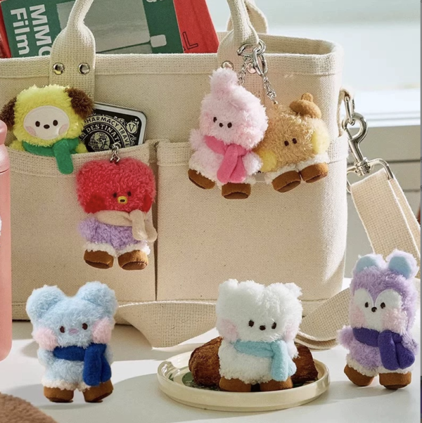 7pcs/set BT21 BOOTS mini minin fluffy pendant free shipping