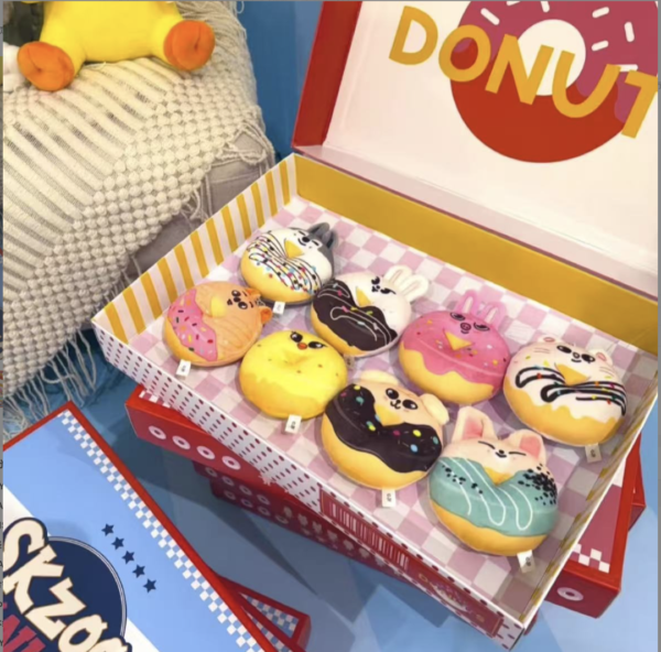 8pcs/set straykids  donuts   plush toy keychain free shipping