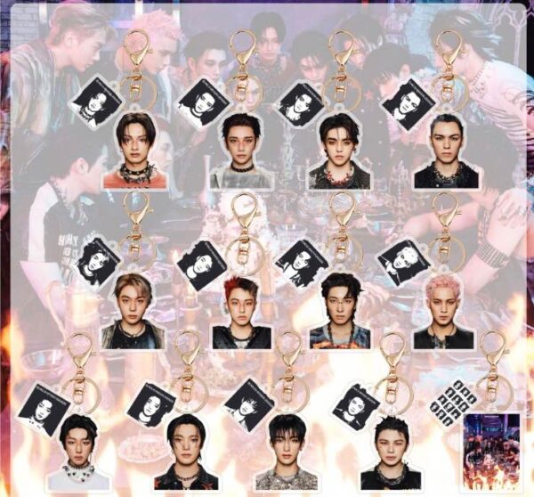 13pcs/set straykids  happy keychain free shipping